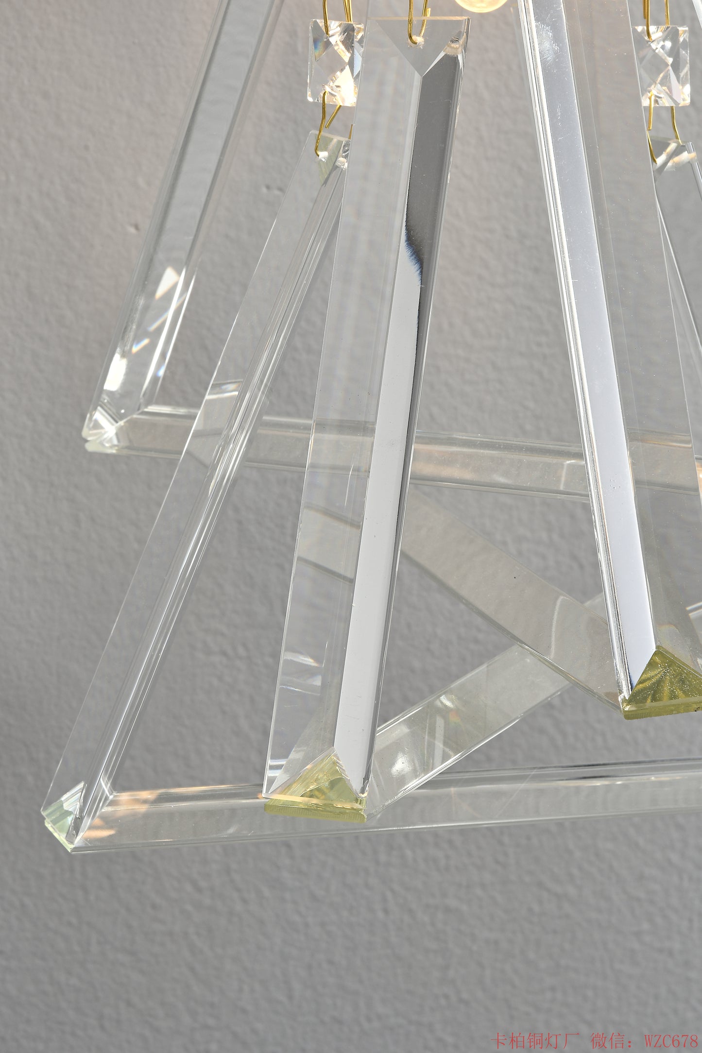 1 Light Triangle crystal brass wall sconce