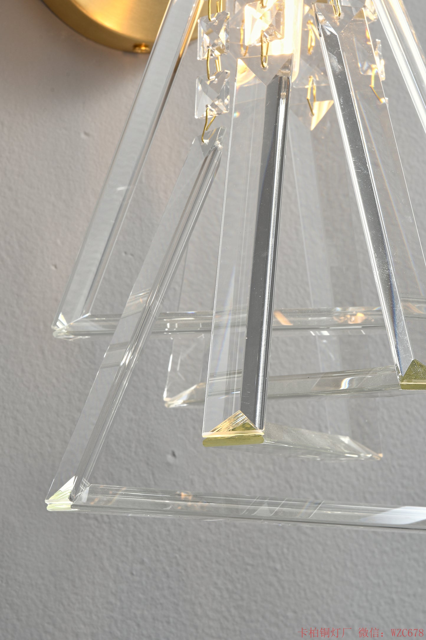 1 Light Triangle crystal brass wall sconce