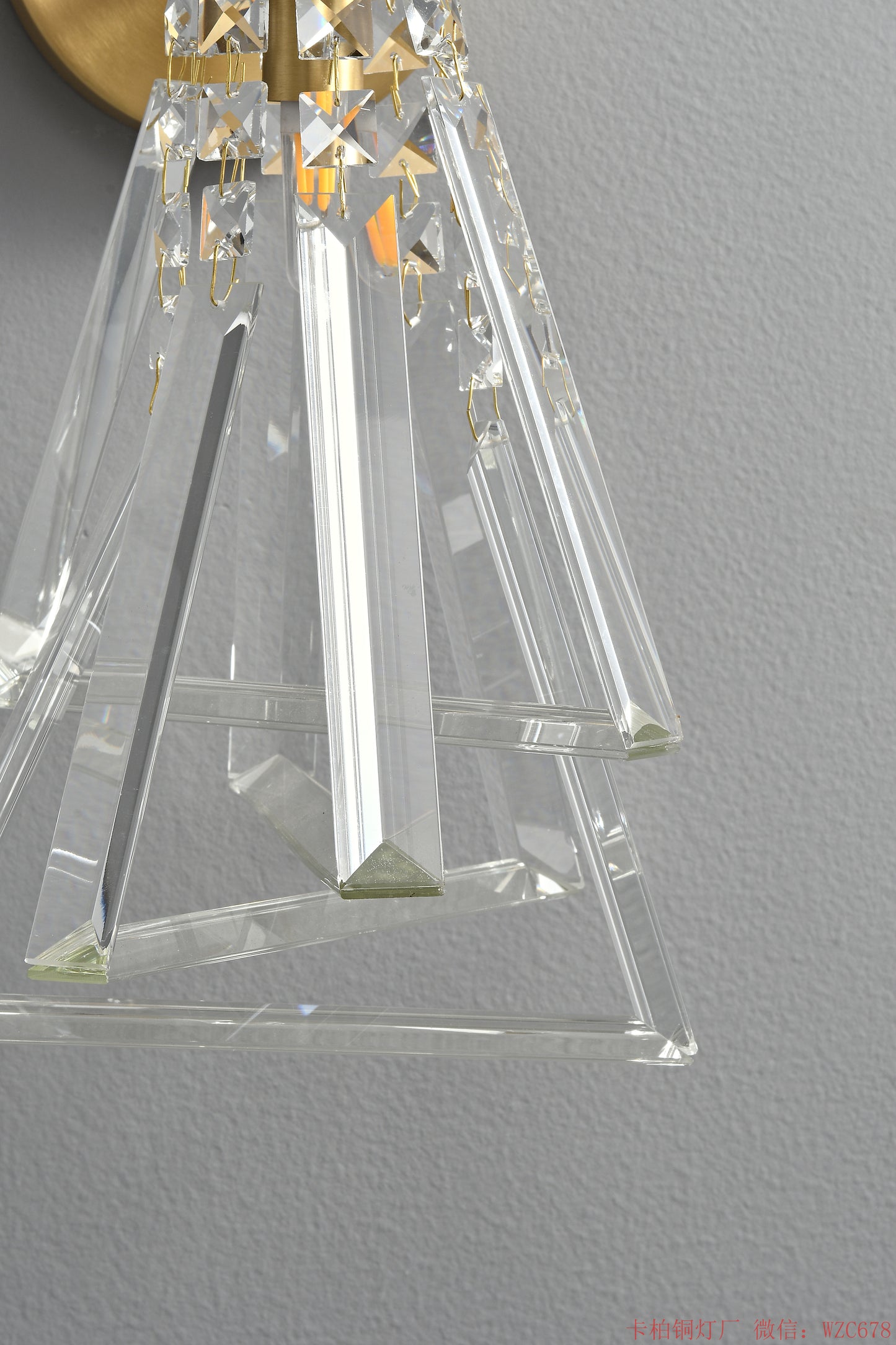 1 Light Triangle crystal brass wall sconce