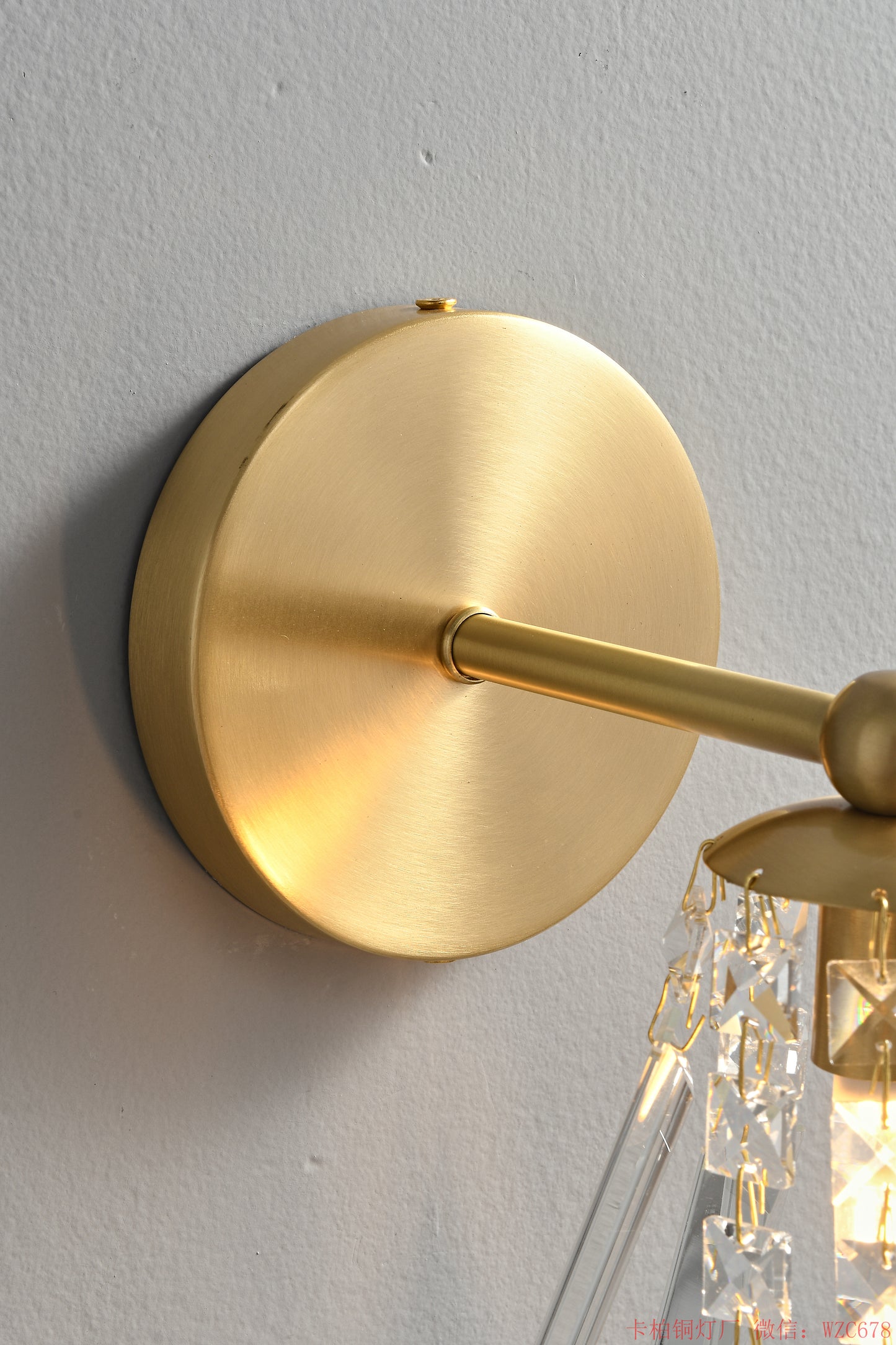 1 Light Triangle crystal brass wall sconce