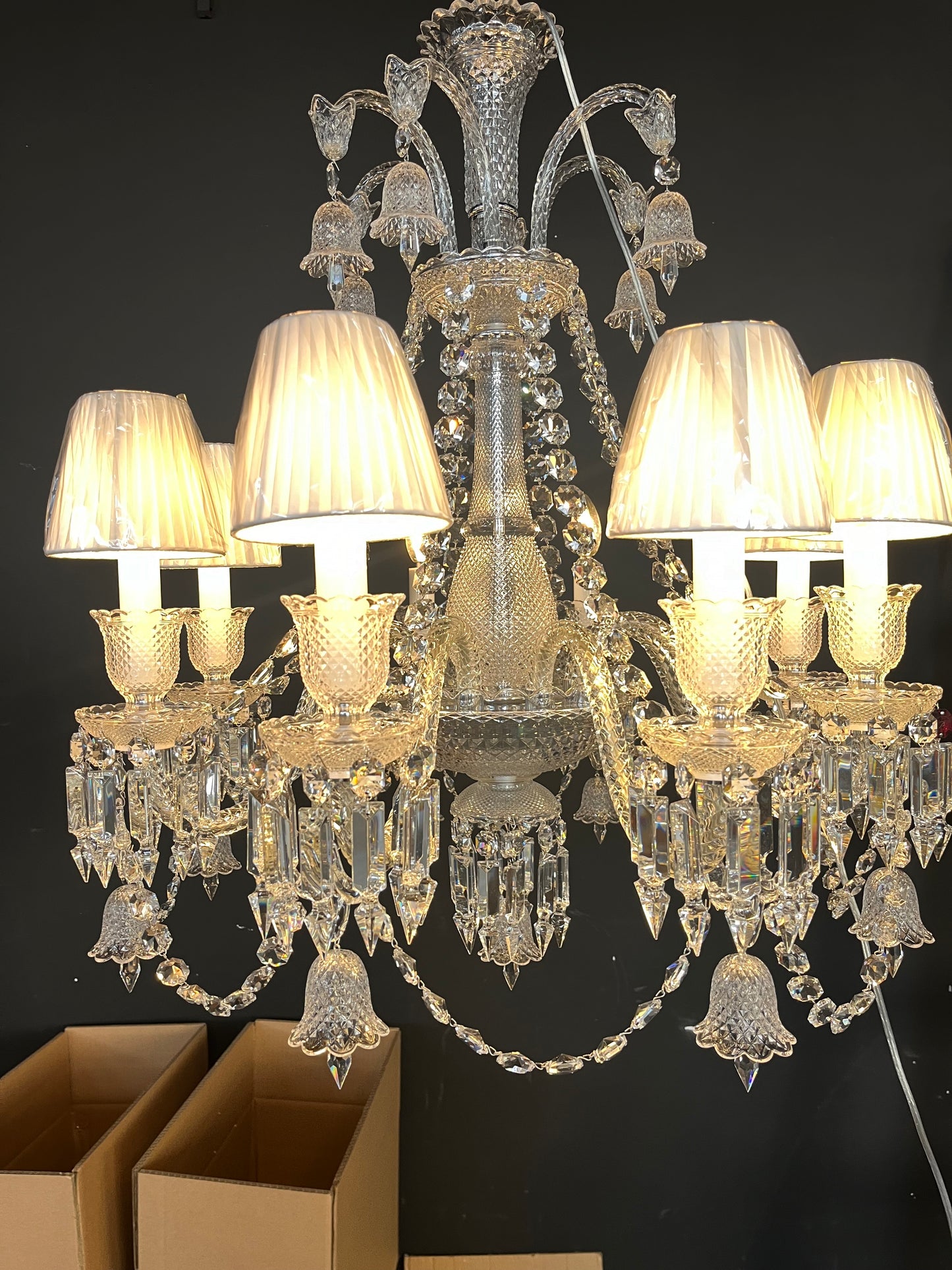 8 lights Baccarat Zenith Chandelier