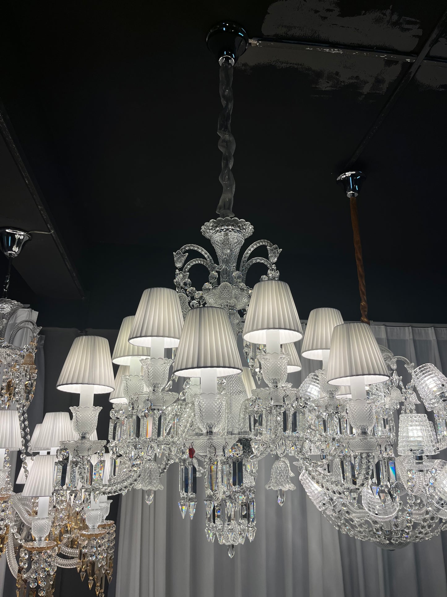 Zenith JE TE VOIS FLOU Baccarat CHANDELIER