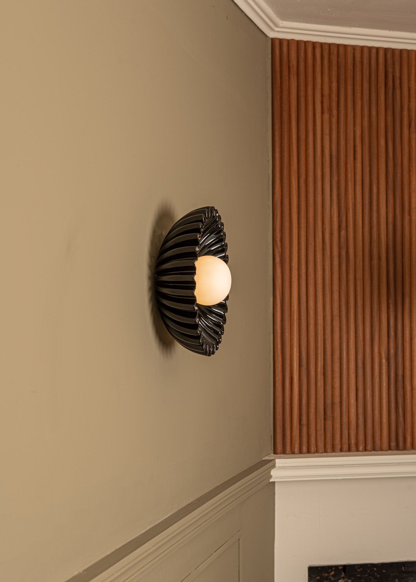 Ostro Marble Wall Lamp