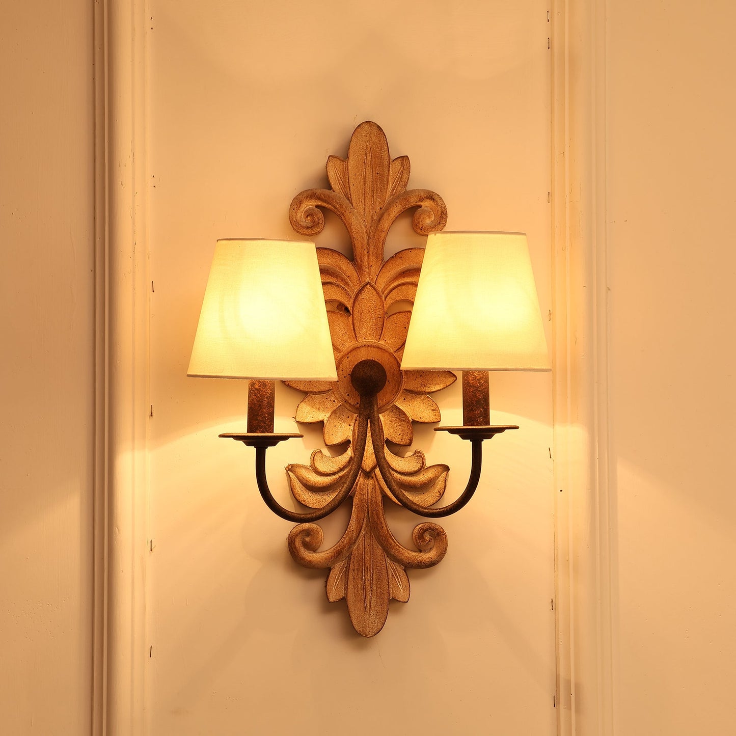 Trianon Glit Sconce
