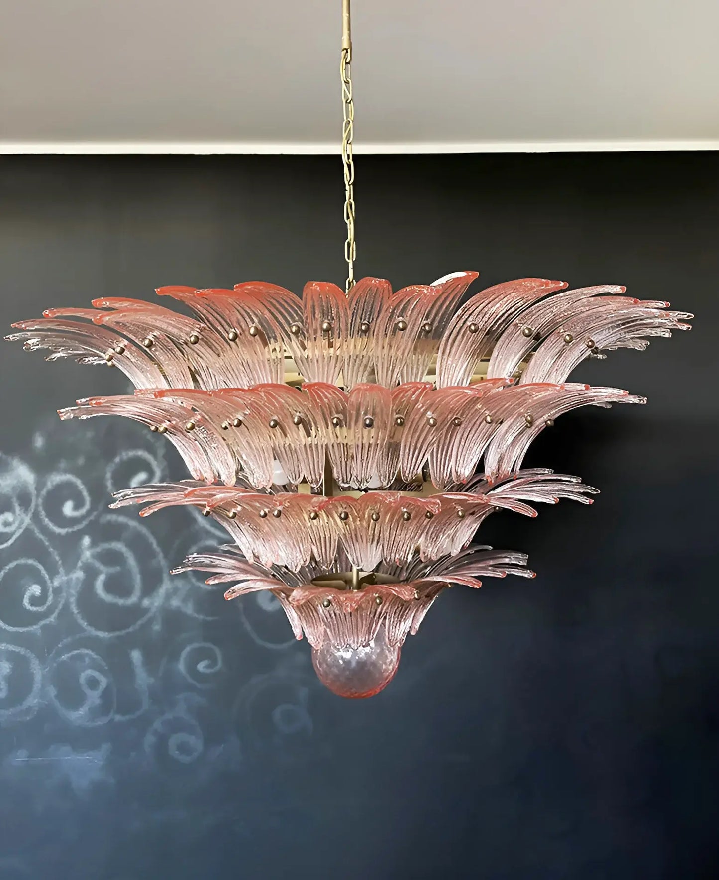 Murano Palmette Pink Chandelier